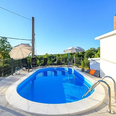 Nyaraló Mit Privatpool Fuer 8 Personen Ca 120 Qm In Paradiz Bei Labin, Istrien Binnenland Von Istrien