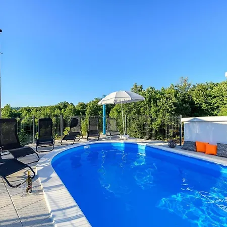 Nyaraló Mit Privatpool Fuer 8 Personen Ca 120 Qm In Paradiz Bei Labin, Istrien Binnenland Von Istrien *