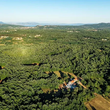 Nyaraló Mit Privatpool Fuer 8 Personen Ca 120 Qm In Paradiz Bei Labin, Istrien Binnenland Von Istrien Veli Turini